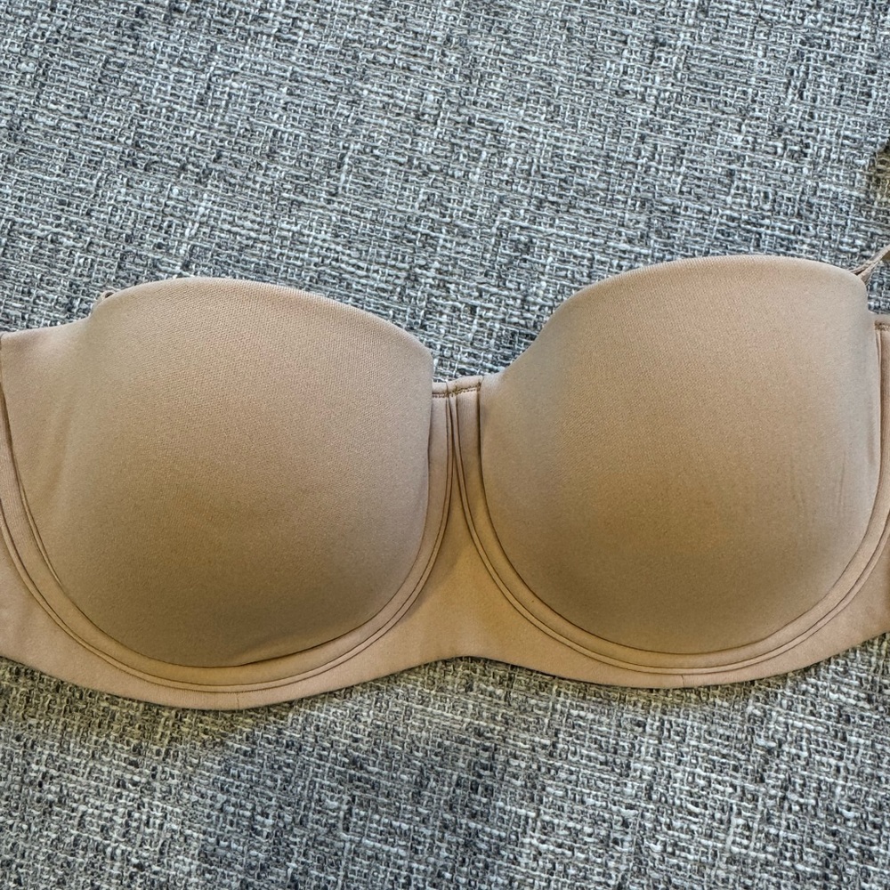 Skims Fits Everybody Strapless Bra Clay Size 32B - Picture 3 of 11